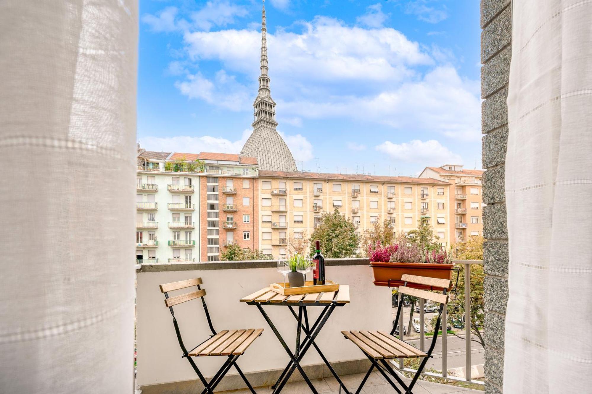 Appartamenti Vista Mole, Centro A 15 Min - Luxury Suites & Fast Wifi Turyn Zewnętrze zdjęcie